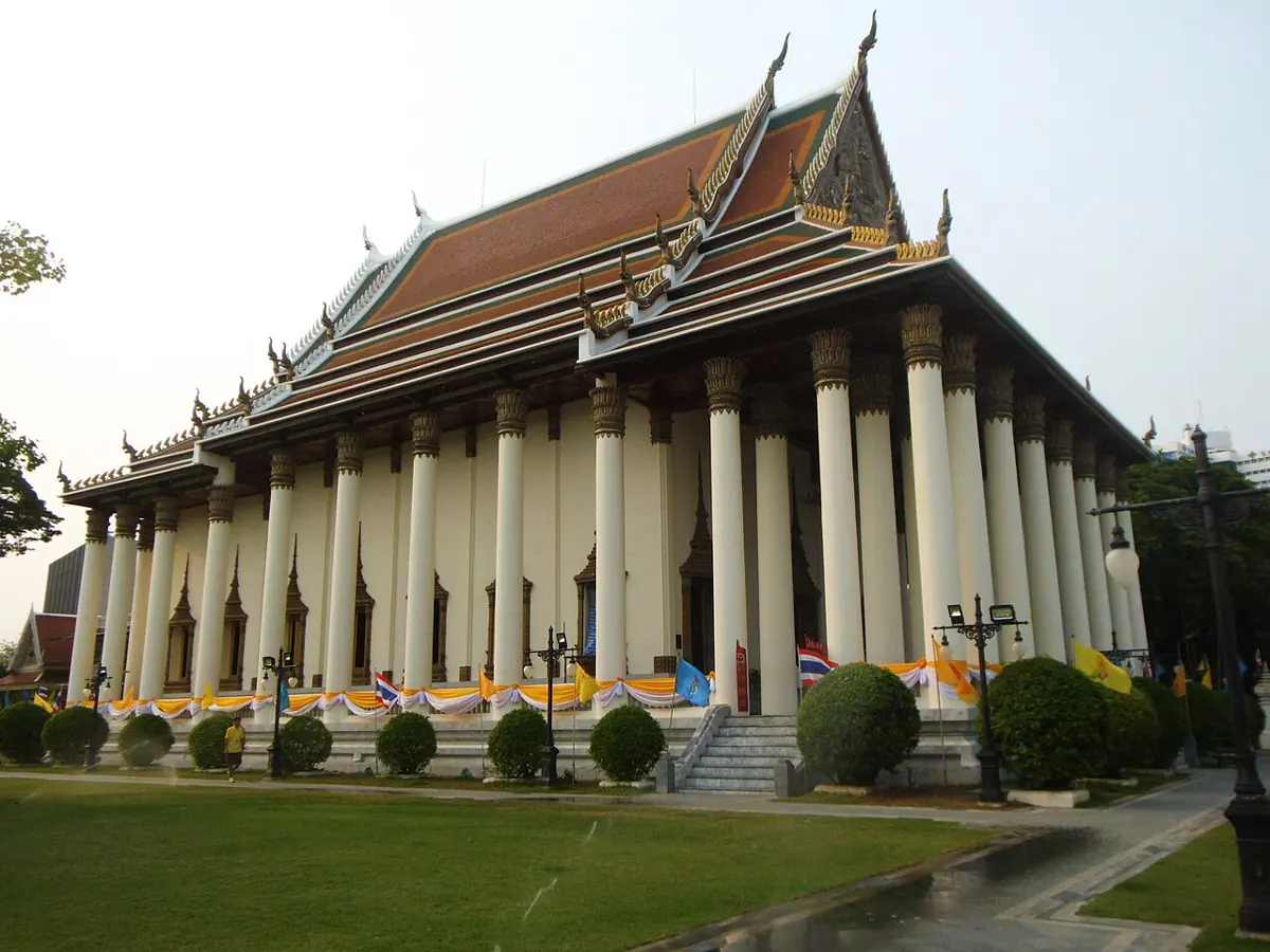 พระอุโบสถวัดเทพศิรินทราวาสด้านข้าง